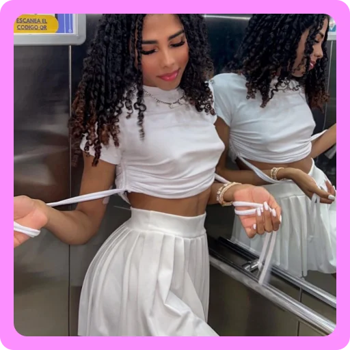 🥲 Стикер «CUTE TS GIRL» для Telegram