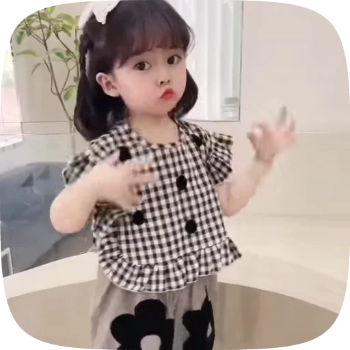 💃 Стикер «Cute Baby» для Telegram