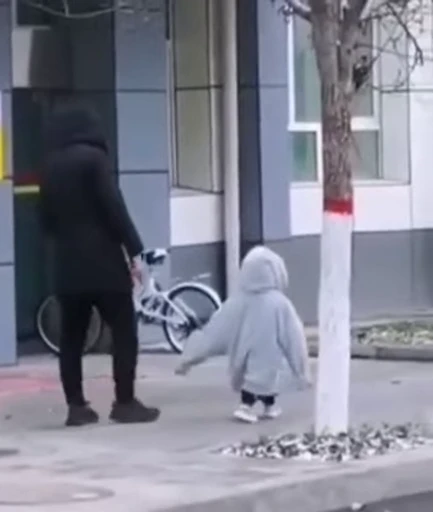 🚶 Стикер «Cutest memes» для Telegram