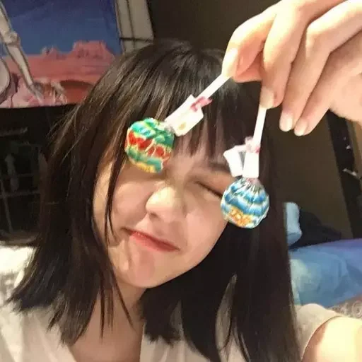 😋 Стикер «как же я лбблю кореяночек» для Telegram