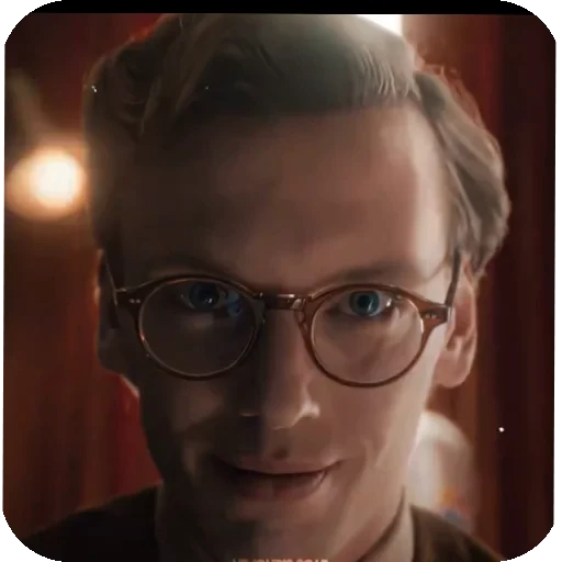 🦄 Стикер «Jamie Campbell Bower²Wilh El Mina» для Telegram