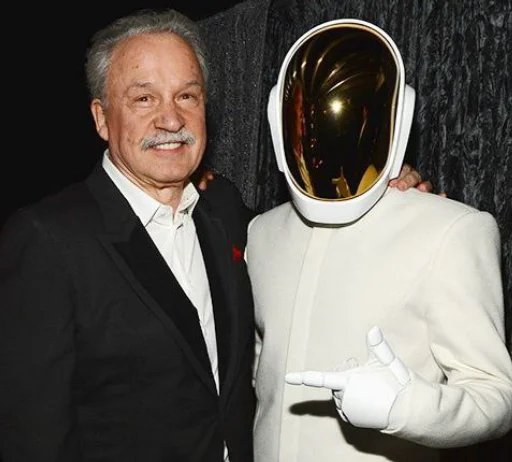 🤖 Стикер «Daft Punk» для Telegram