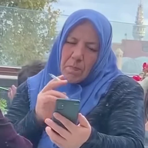 🚬 Стикер «dagwebm 2» для Telegram