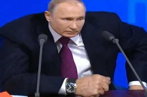 😊 Стикер «Daily Shit» для Telegram