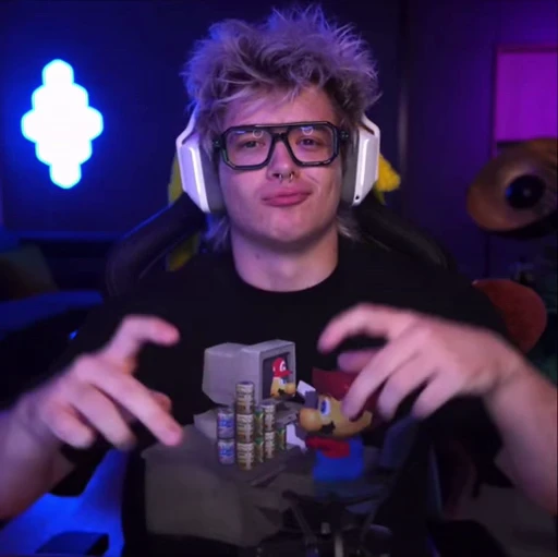 ❤️ Стикер «Dangerlyoha» для Telegram
