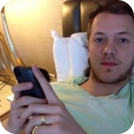 📱 Стикер «Daniel Reynolds» для Telegram