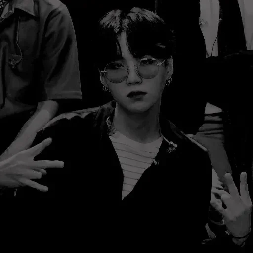 👾 Стикер «dark/black min yoongi. ^ ^» для Telegram