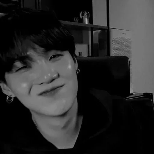 👾 Стикер «dark/black min yoongi. ^ ^» для Telegram