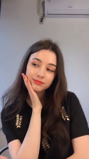 🦋 Стикер «Dasha» для Telegram