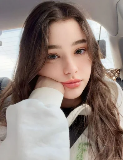 🦋 Стикер «Dasha» для Telegram