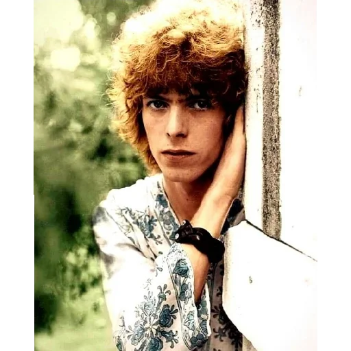 🤭 Стикер «David Bowie» для Telegram