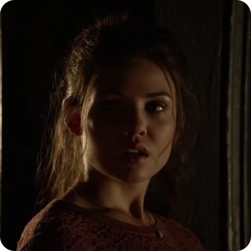 🎄 Стикер «Freya Mikaelson» для Telegram