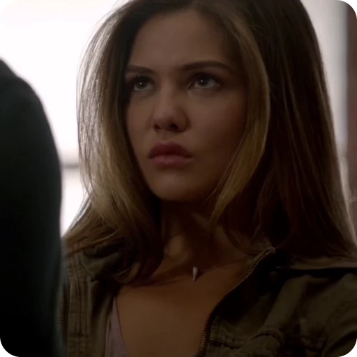 🎄 Стикер «Freya Mikaelson» для Telegram