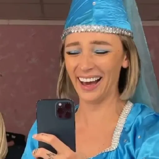 😂 Стикер «Ivleeva / Ивлеева» для Telegram