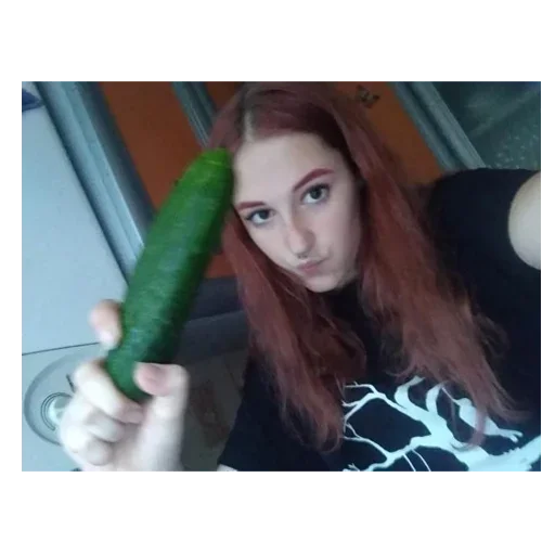 🥒 Стикер «Мечтай» для Telegram