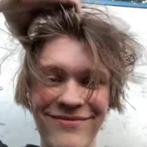 😌 Стикер «дипинс» для Telegram