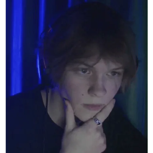 🤔 Стикер «дипинсайд» для Telegram