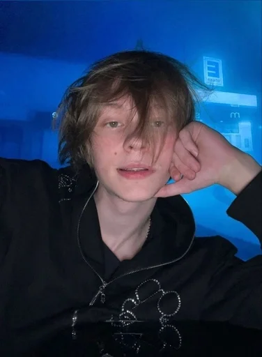 🤲 Стикер «deepins» для Telegram