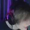 Стикер 32 😏 Дипинс