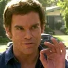 Стикер 17 🔪 Набор эмоджи по сериалу «Dexter Декстер»