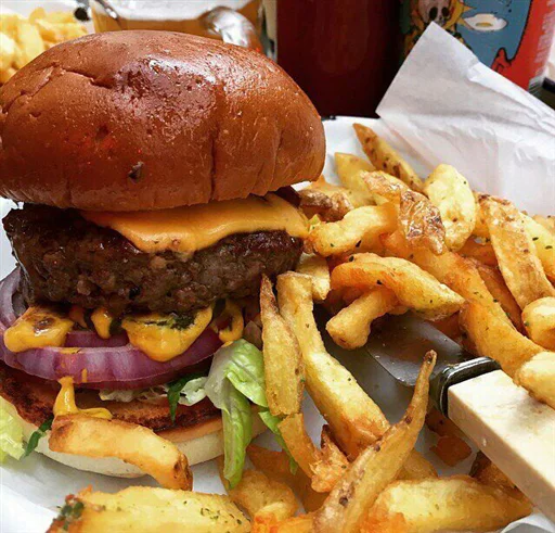 😋 Стикер «delicious» для Telegram