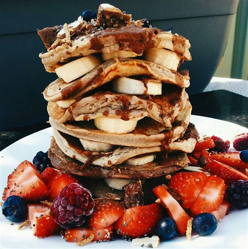 😋 Стикер «delicious» для Telegram