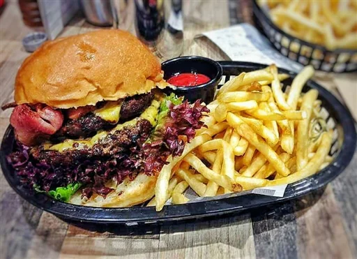 😋 Стикер «delicious» для Telegram