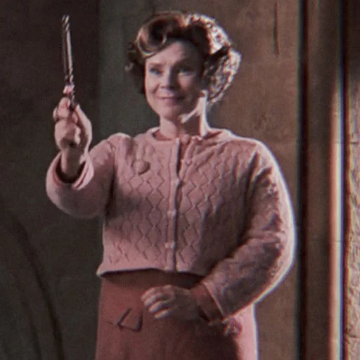 🩰 Стикер «Dolores Umbridge» для Telegram