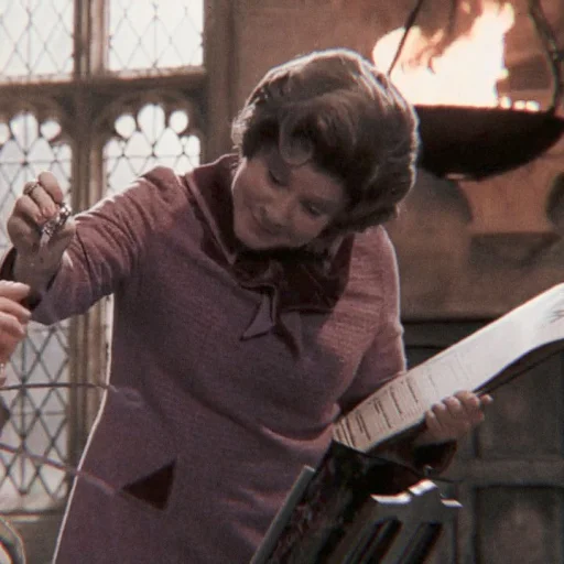 🧠 Стикер «Dolores Umbridge» для Telegram