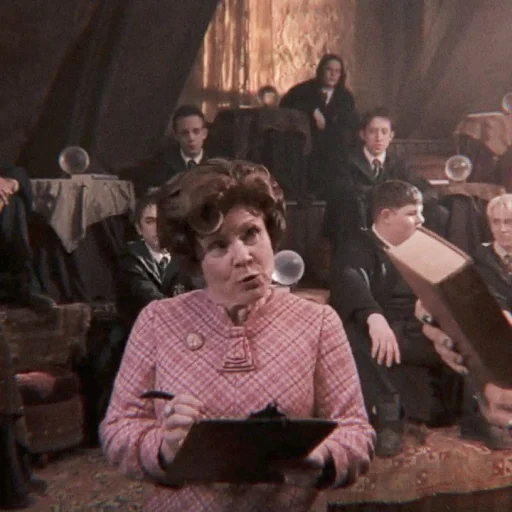 🧠 Стикер «Dolores Umbridge» для Telegram