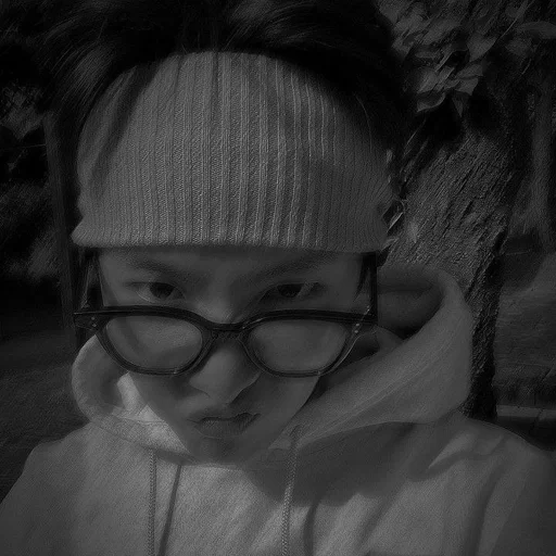 💋 Стикер «J Hope» для Telegram