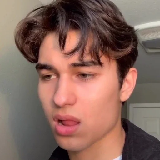 💜 Стикер «cute boys» для Telegram