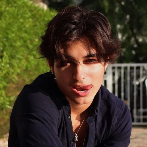 💜 Стикер «cute boys» для Telegram