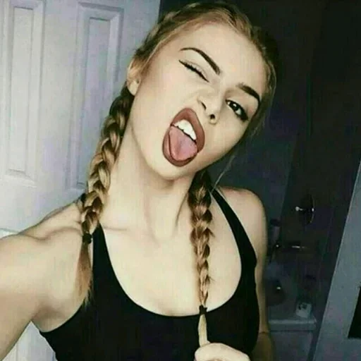 😶 Стикер «Девочки и Девушки» для Telegram
