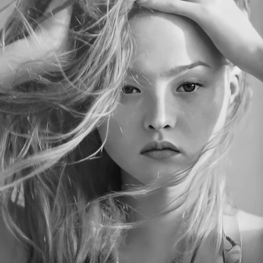 🤩 Стикер «Devon Aoki» для Telegram