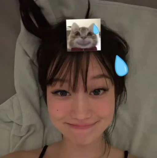 😅 Стикер «Динкрю и Карюся» для Telegram