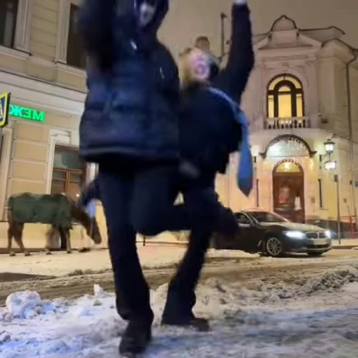 🌠 Стикер «Динкрю и Карюся» для Telegram
