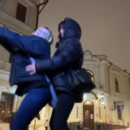 🍆 Стикер «Динкрю и Карюся» для Telegram