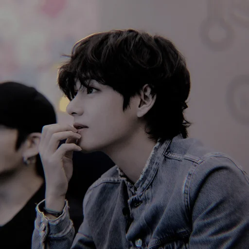 🎧 Стикер «kim taehyung bts» для Telegram