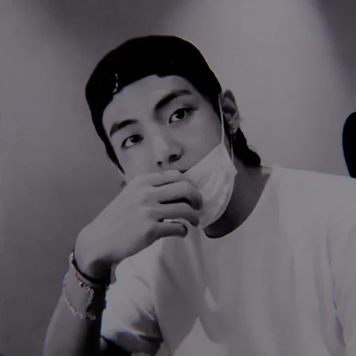 🎧 Стикер «kim taehyung bts» для Telegram