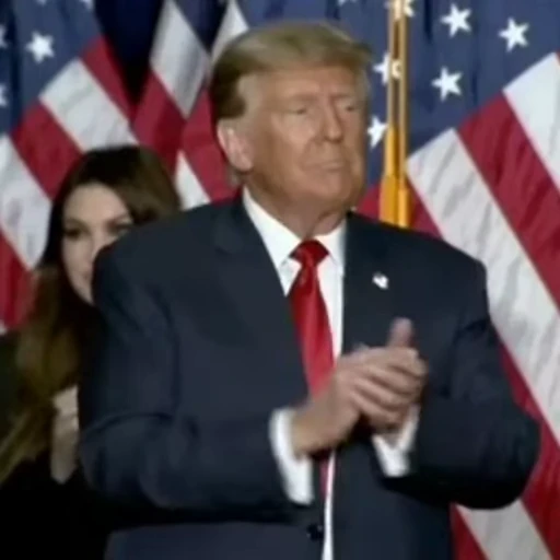 👏 Стикер «Donald Trump» для Telegram