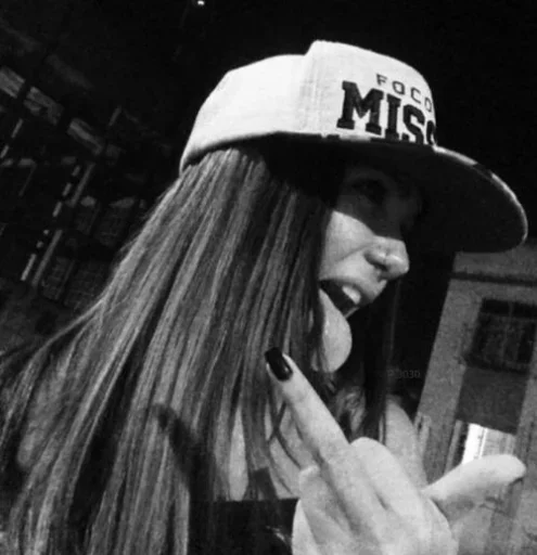 🖕 Стикер «girls» для Telegram