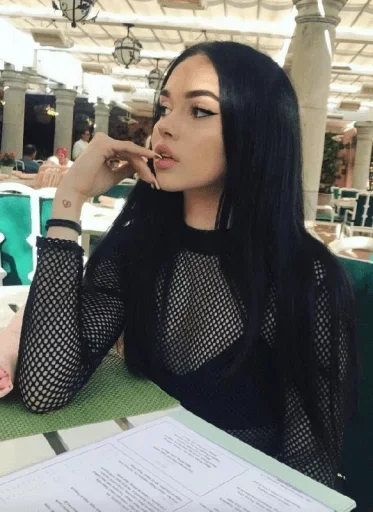 🌝 Стикер «girls» для Telegram