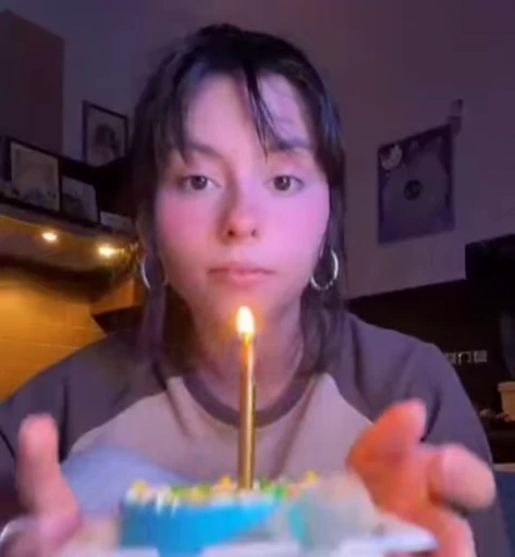 🎂 Стикер «Дора» для Telegram
