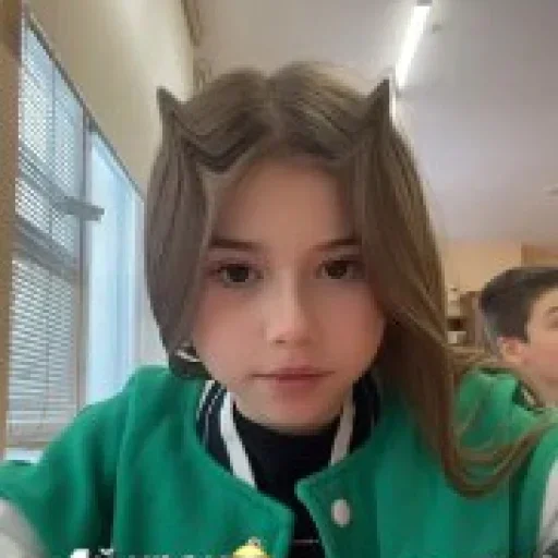 😵 Стикер «МИЛАНА ХАМЕТОВА БОГИНЯ» для Telegram