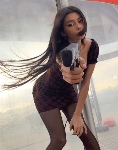 🔫 Стикер «Dora» для Telegram