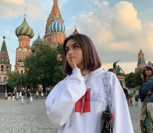 🤨 Стикер «Dora» для Telegram