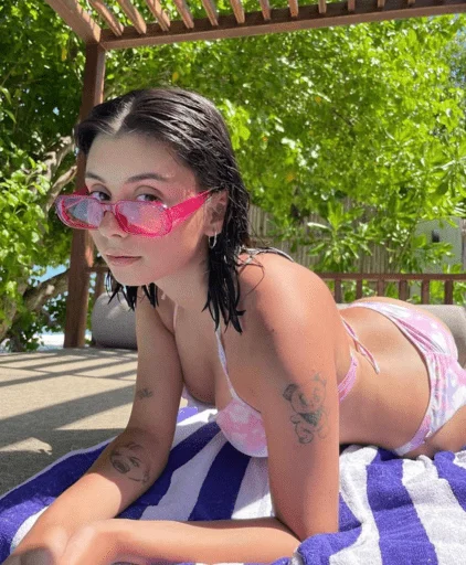 😌 Стикер «Dora» для Telegram