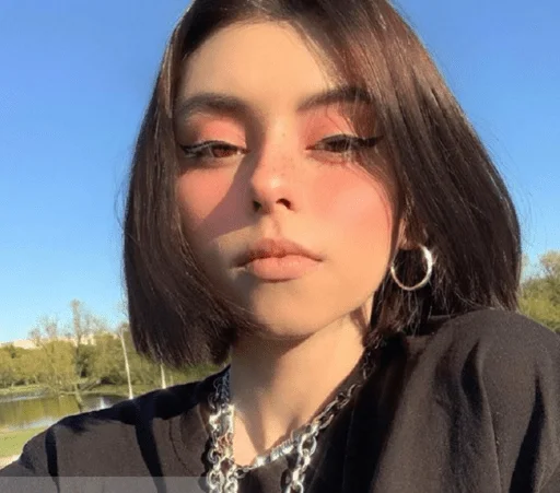 😯 Стикер «Dora» для Telegram