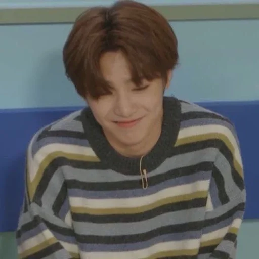 😊 Стикер «Kpop» для Telegram